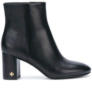 Tory Burch Brooke Size 8.5M